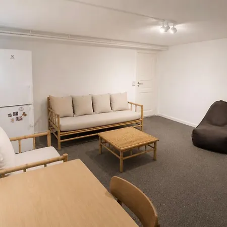 Spacious Cozy In * Kopenhag