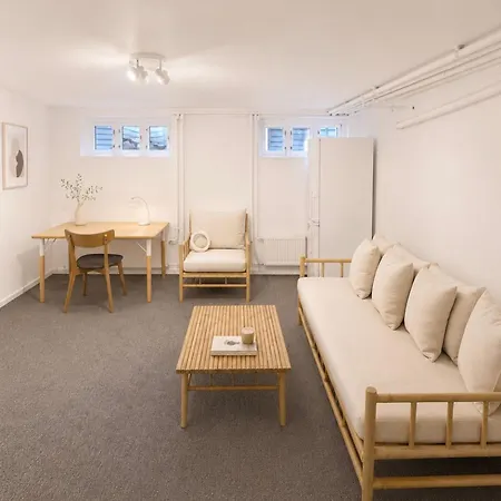 Apartman Spacious Cozy In *